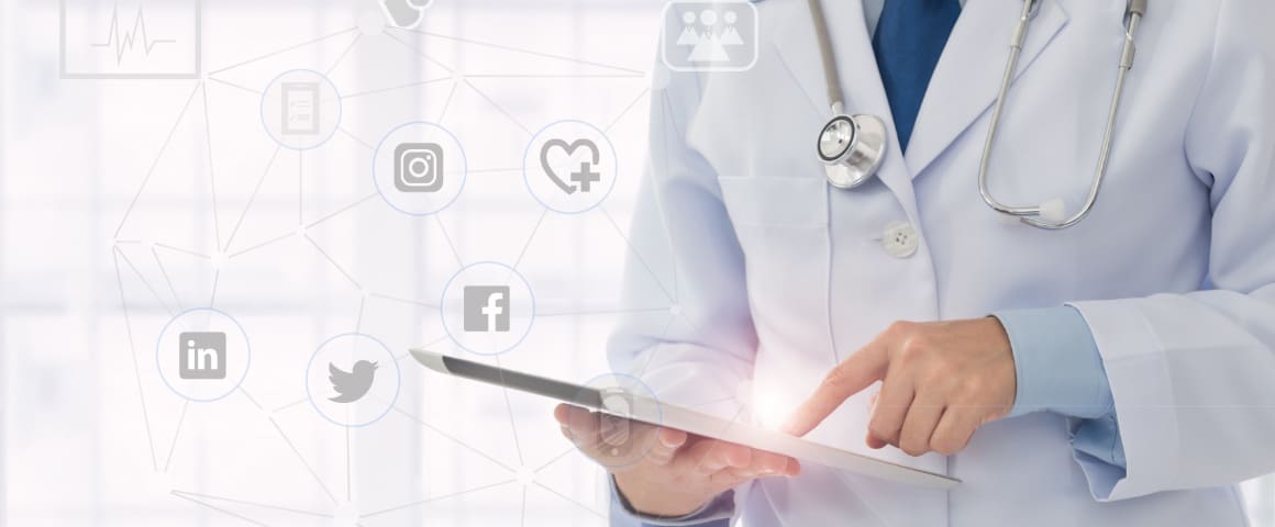 blog-Does-social-media-really-improve-the-doctor-patient-connection